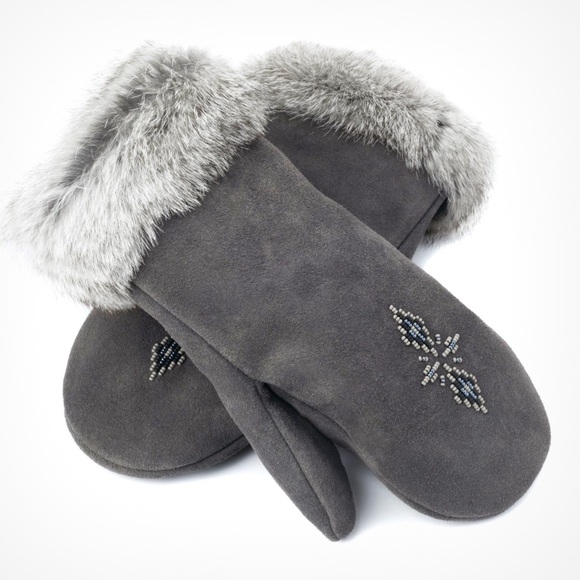 Manitobah for your π
πΌπ
πΏπ
π
π½π
π» - Picture 1 of 3